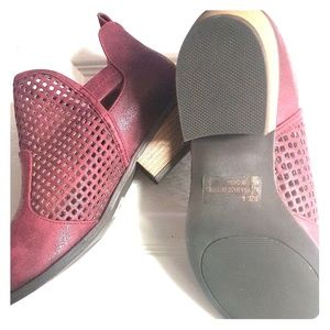 Women's Boots size 9